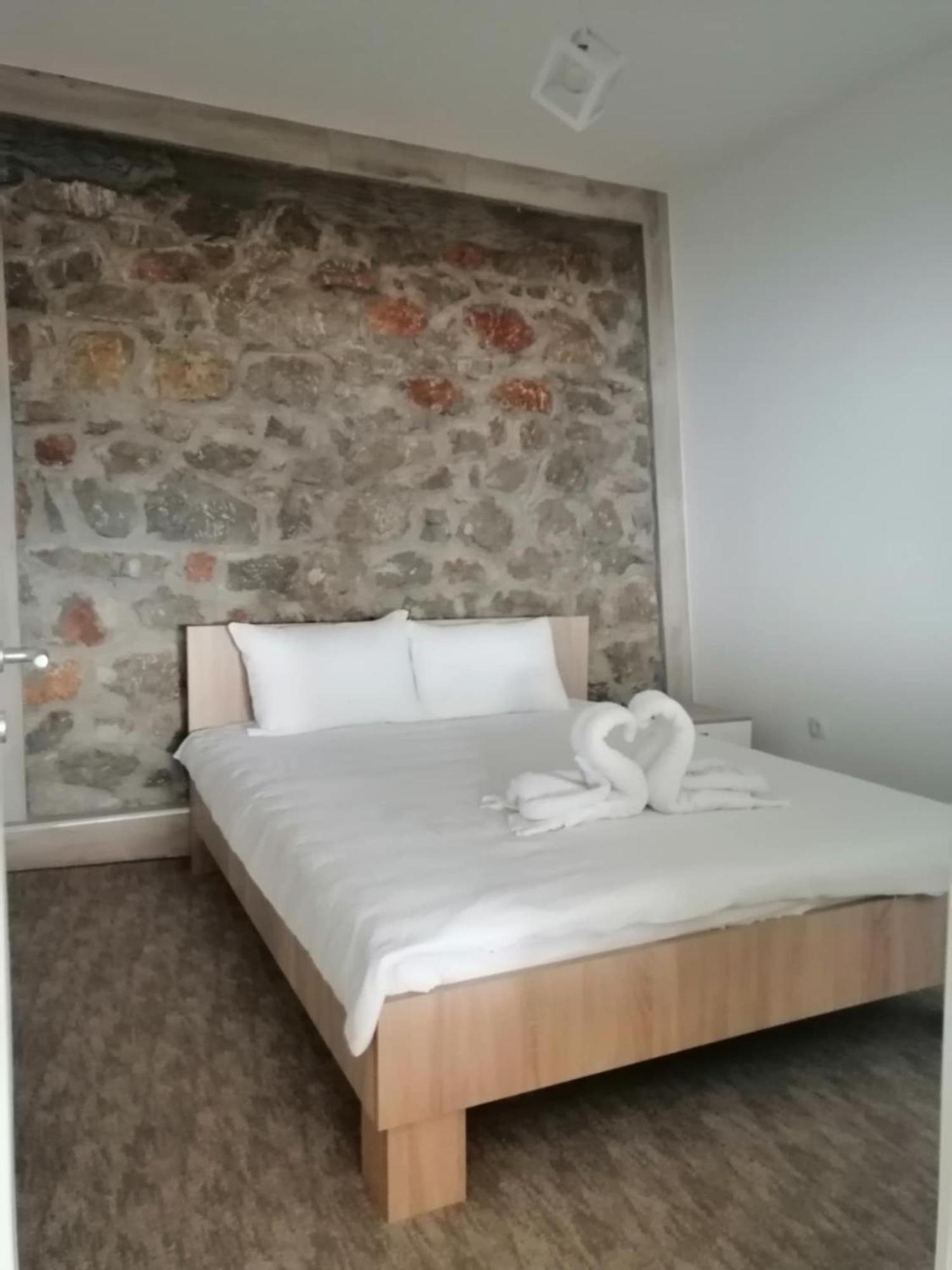 Appartement Chris Sopo Elshani